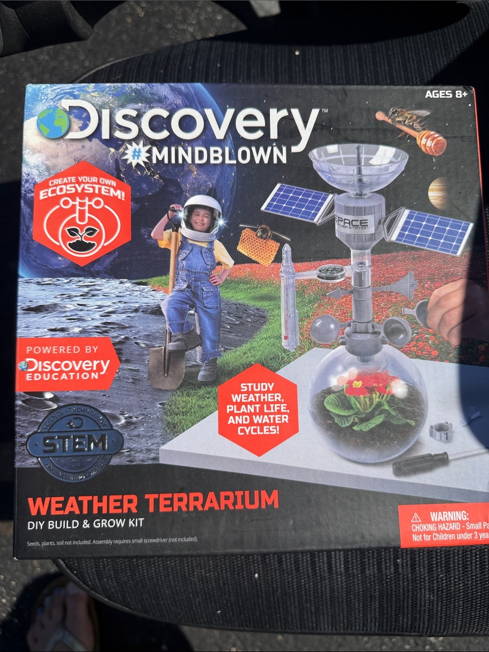 Discovery Weather Terrarium STEM Kit - Blue, Red, Gray, Green